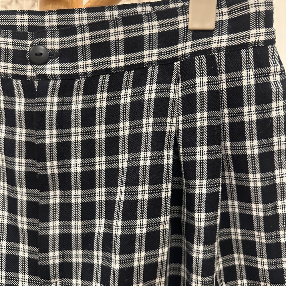 Plaid High Rise Pleated Shorts Bermuda Black White Sz 8 - Picture 3 of 6